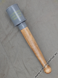 VYPRODANÉ. Násadový ruční granát M16 (dřevo)